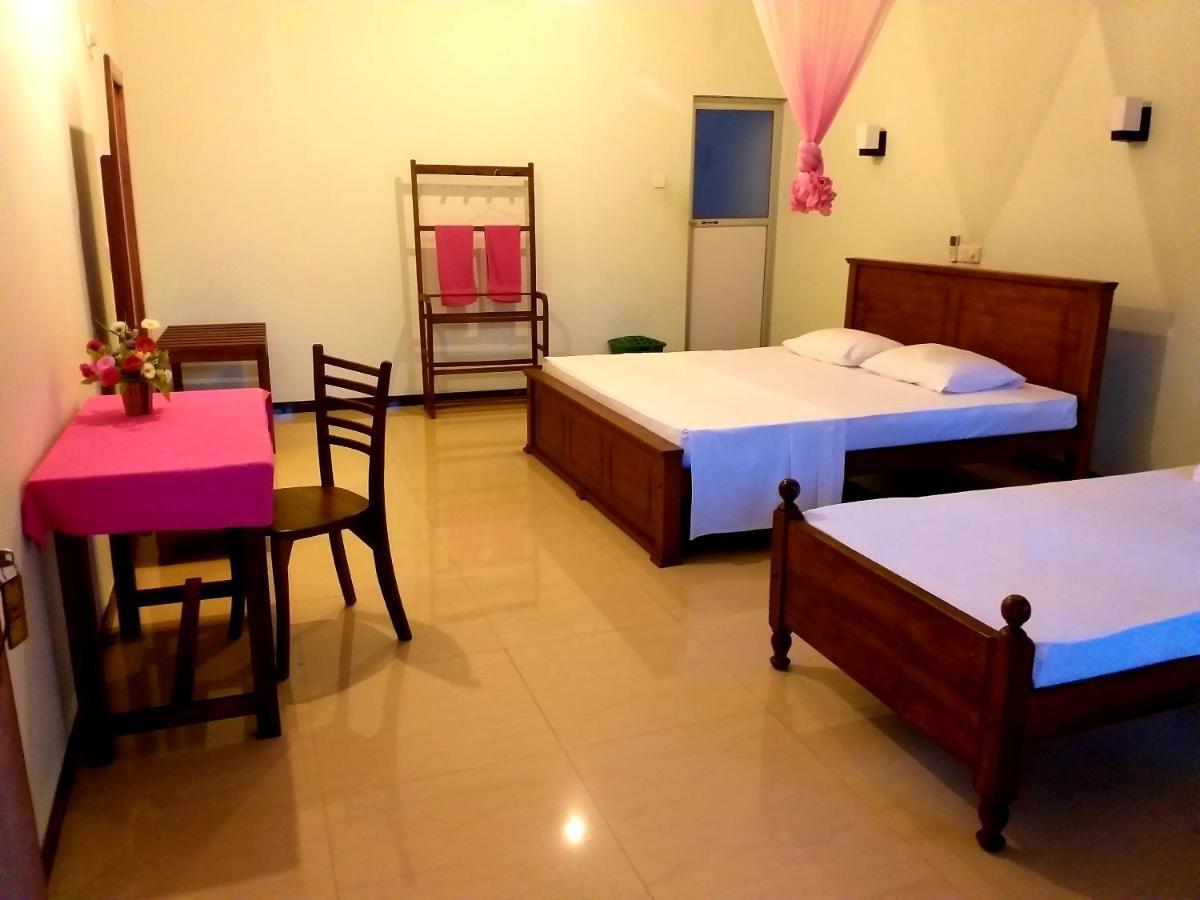 Hotel Tk Green Garden Matara Bagian luar foto