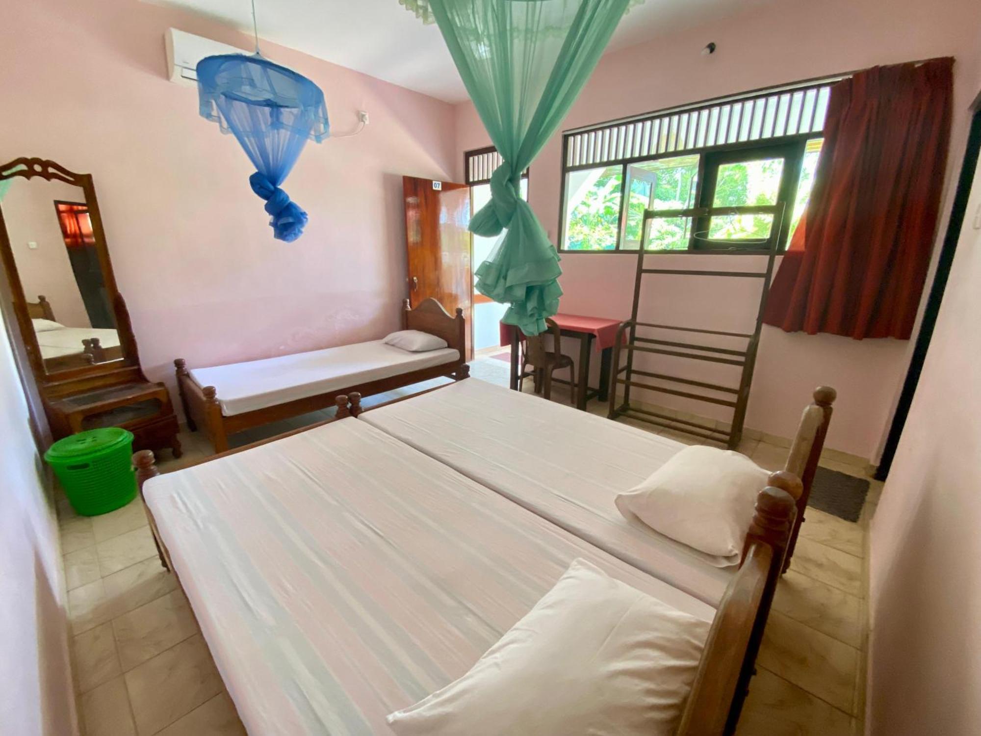 Hotel Tk Green Garden Matara Bagian luar foto