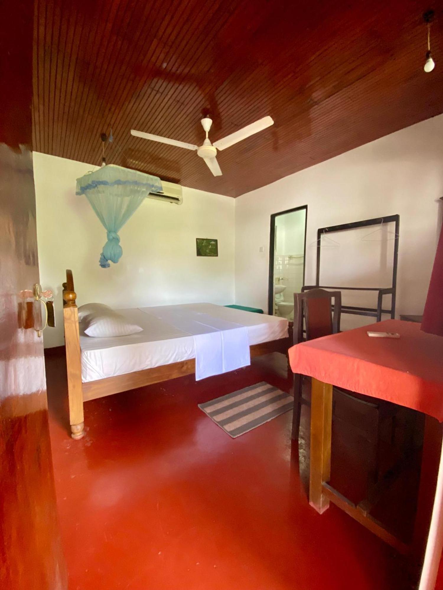 Hotel Tk Green Garden Matara Bagian luar foto