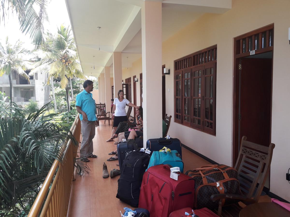 Hotel Tk Green Garden Matara Bagian luar foto
